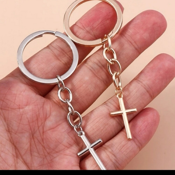 2 piece Gold & Silver Cross Keychains - Picture 3 of 3